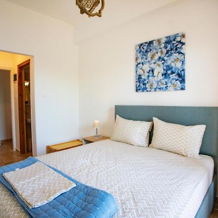 Notos Sea Front Apartment 格洛萨 外观 照片